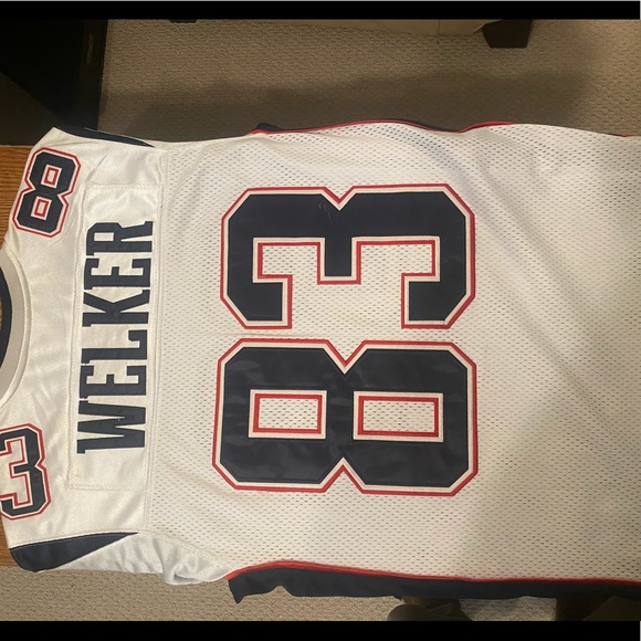 Football Jersey - Picture 1 of 4